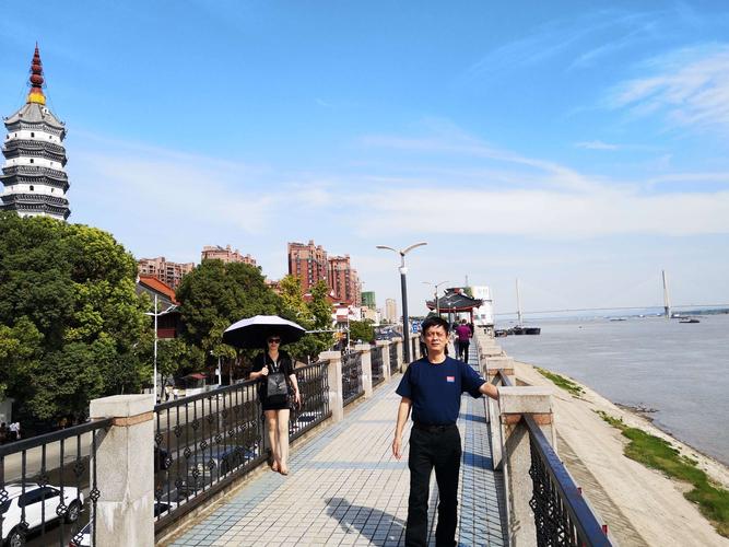 湖北武汉的女明星有哪些_武汉籍女明星_武汉籍明星演员有哪些