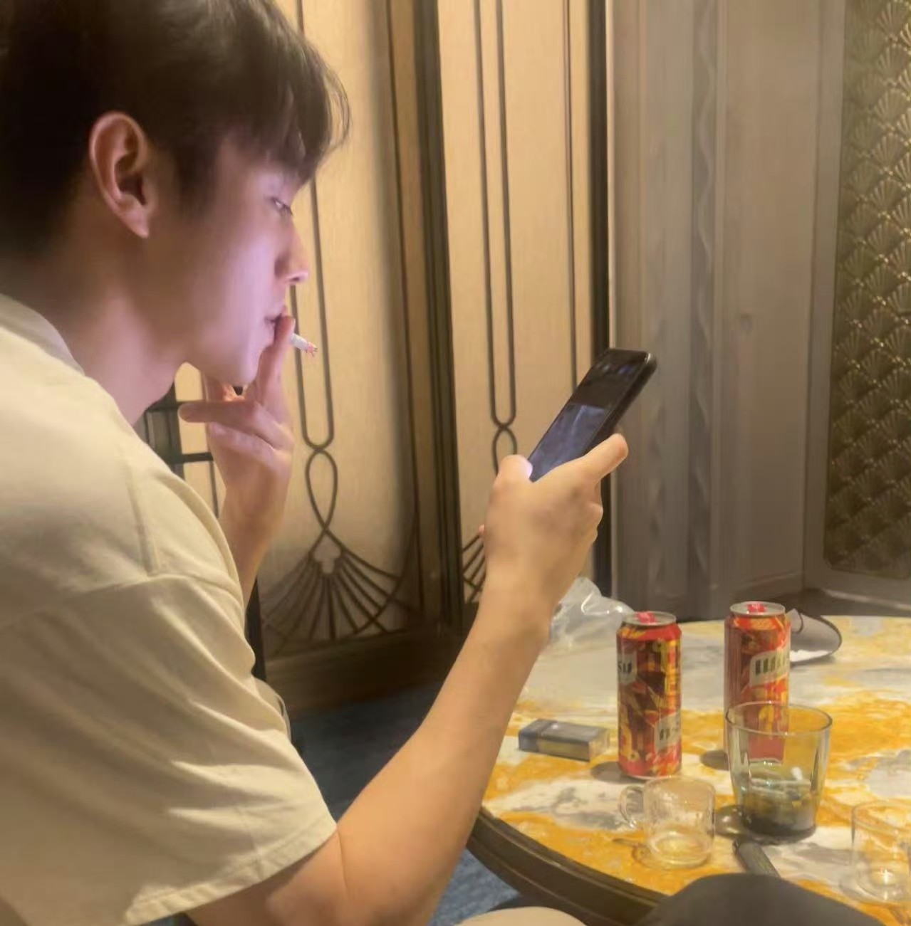 关于明星黑料的网站,_赵露思虞书欣许凯王鹤棣事件_娱乐圈明星黑料