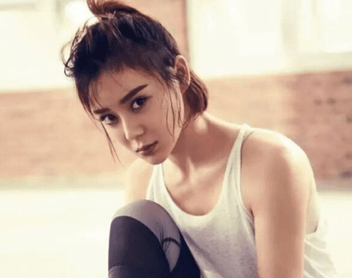 angelababy滚出娱乐圈_公众人物站稳娱乐圈_女明星被网友叫嚣滚出娱乐圈逆袭