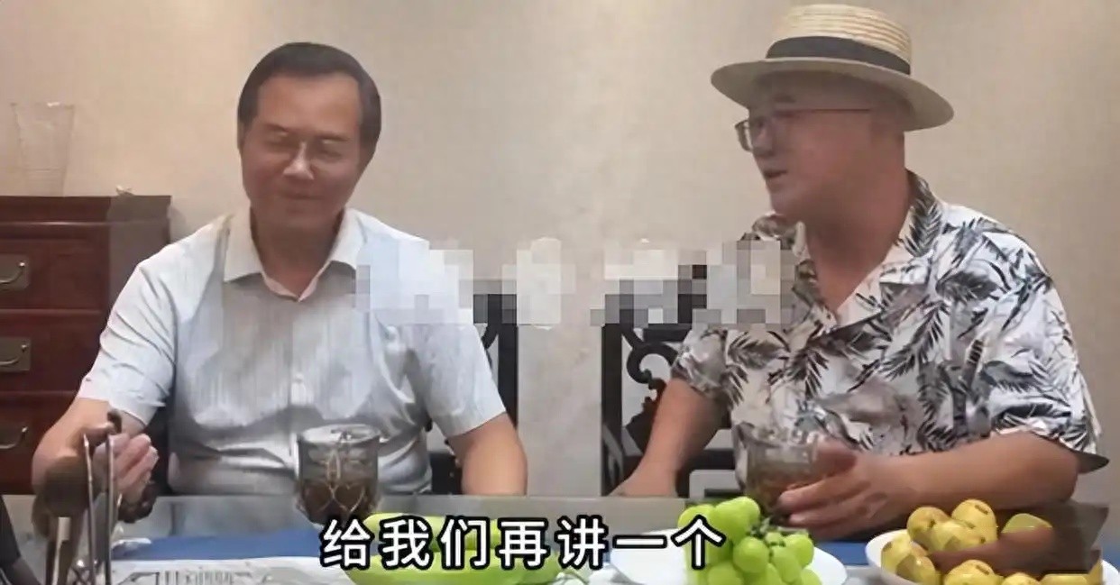 卓伟曝内娱5角恋大瓜，牵扯到男歌手朴树，以及刚刚翻红的郭柯宇